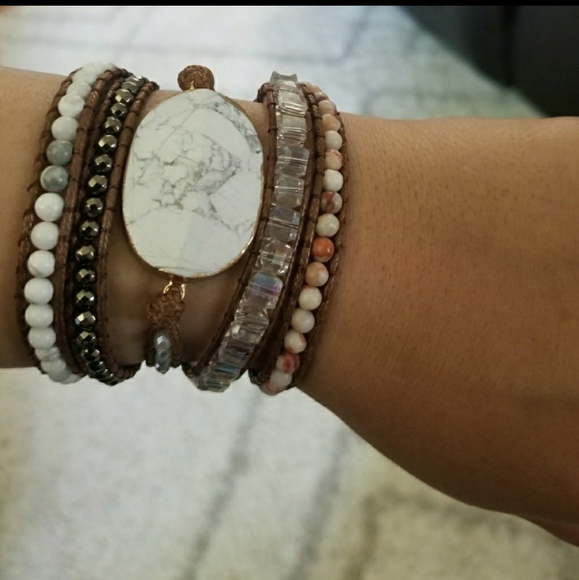 RESTOCKED NATURAL AMAZONITE STONE & GLASS BRACELET - Picture 2 of 3